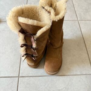 UGG Brown Shearling-Lined Winter Boots Women's Bailey Bow Tall II Boots
